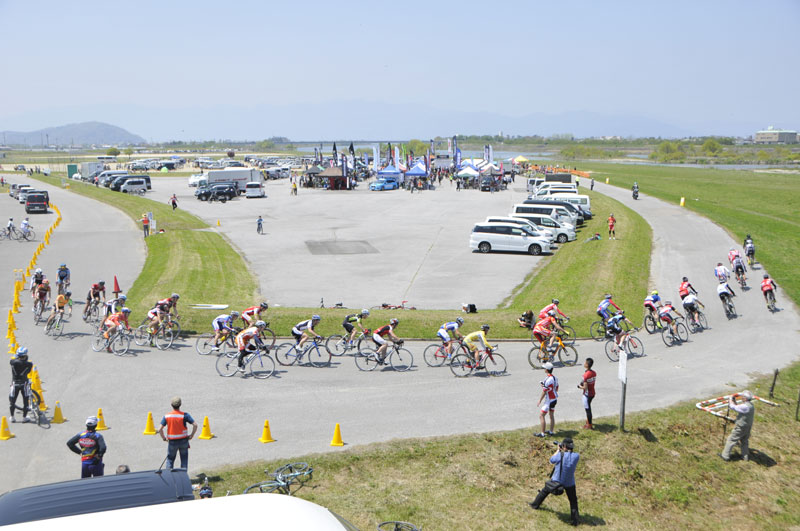 レース初心者が人生初めてのロードレースに参加してきた