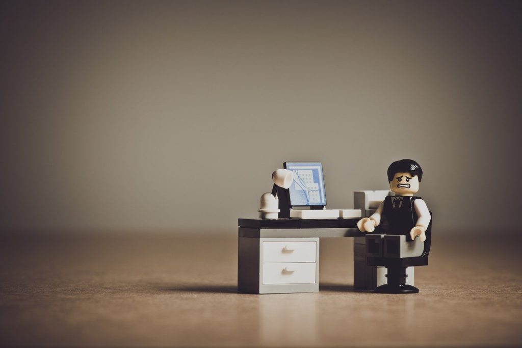 今企業は「勝ち組」をリストラし始めている